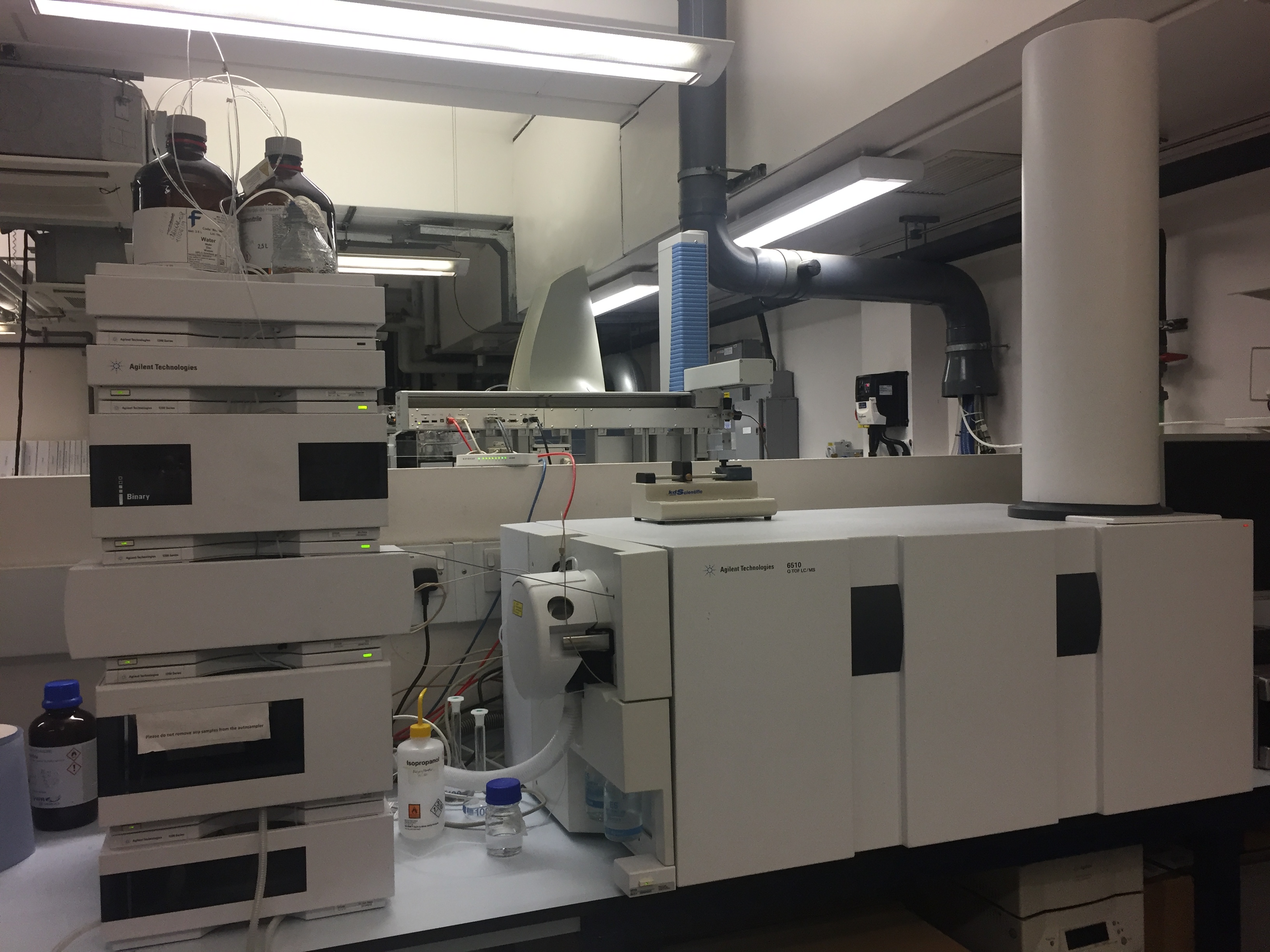 Agilent 6510 QToF LC/MS with 1300 series HPLC