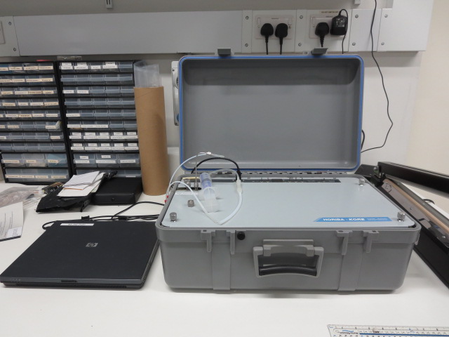 Portable Mass Spectrometer