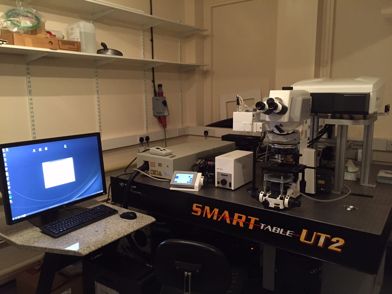 LSM880 Confocal & Multiphoton microscope