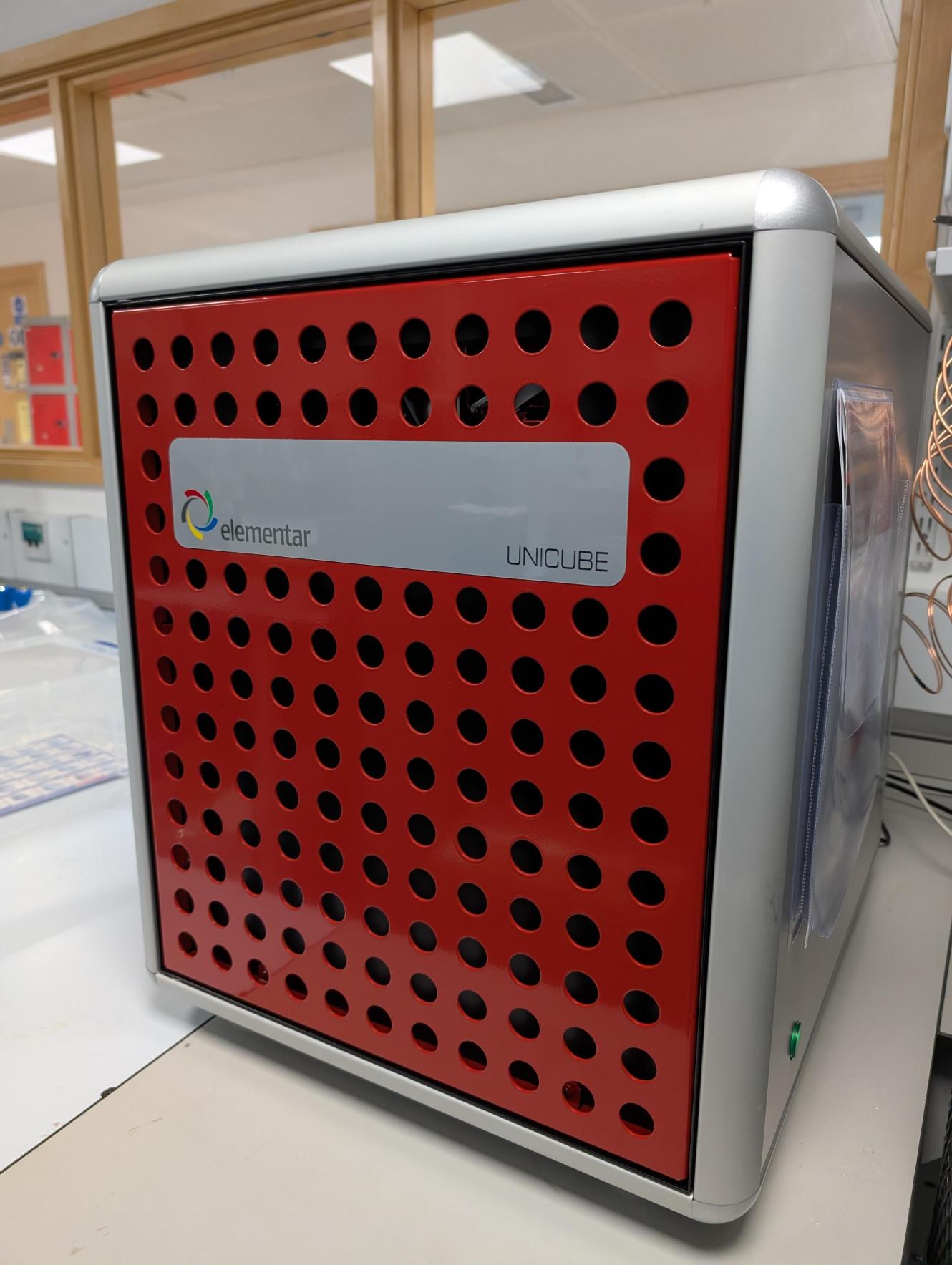 Elemental Analyser (CHNOS)