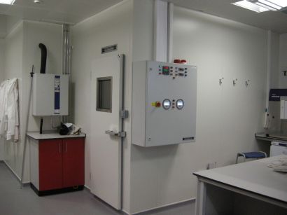 Environmental walk-in chamber